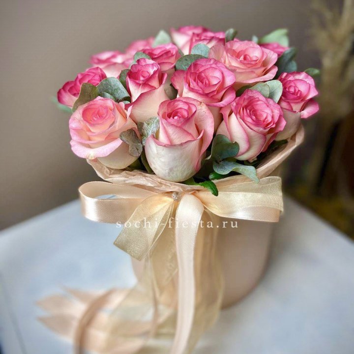 19 Роз Джумилия в коробке в Йошкар-Оле