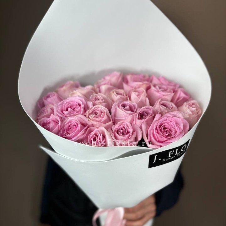 25 розовых роз в Йошкар-Оле
