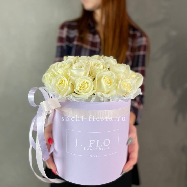 25 роз в цилиндре  в Йошкар-Оле