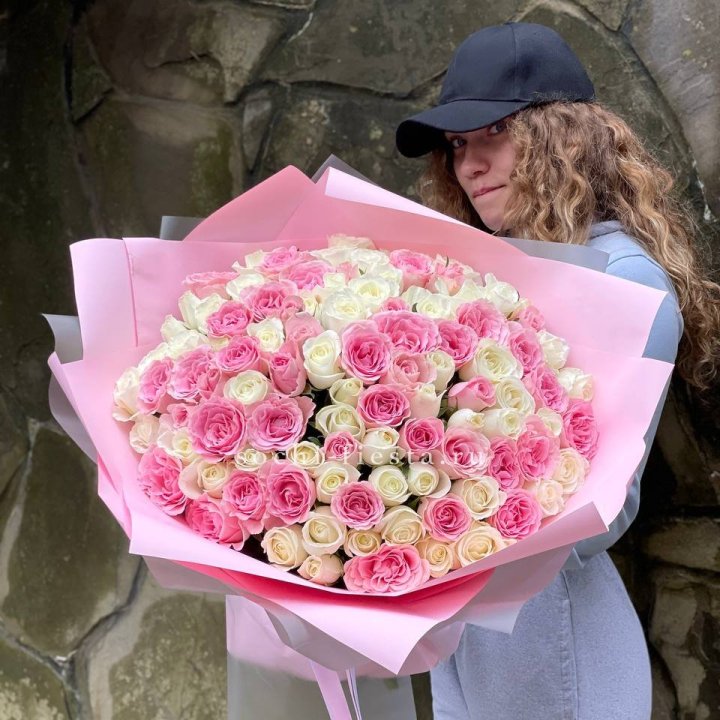 101 роза Миксбери в Йошкар-Оле