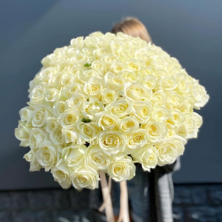 Букет  из 101 белой розы  в Йошкар-Оле