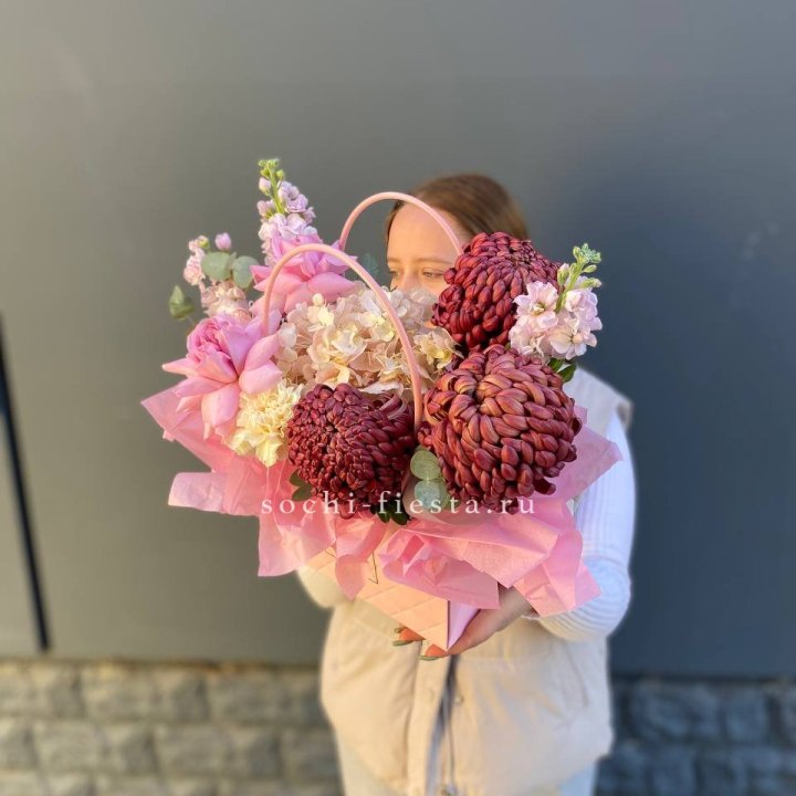 Сумочка нежная с бигуди в Йошкар-Оле