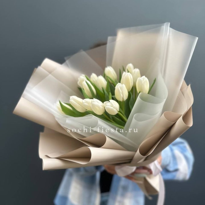 Букет из 15 белых тюльпанов в Йошкар-Оле